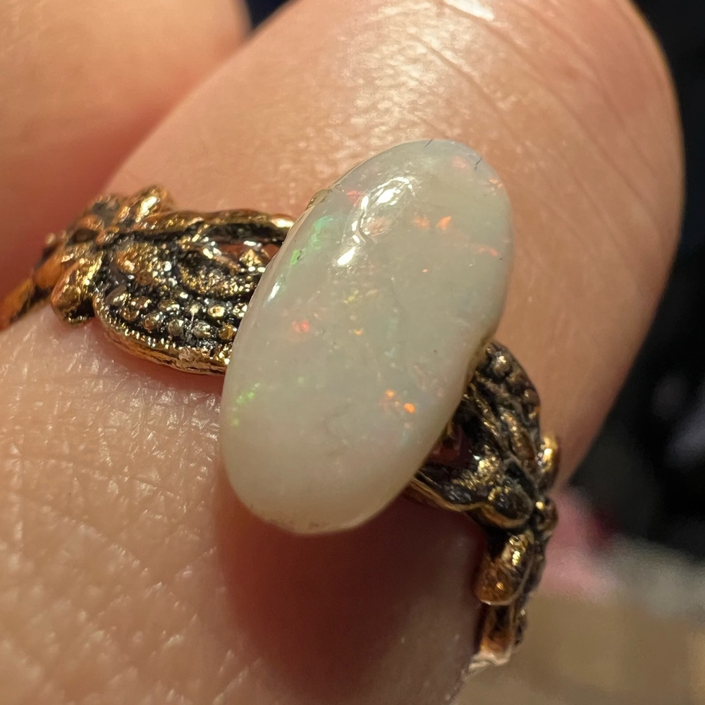 Antique Goldtone Ring with Genuine White Opal